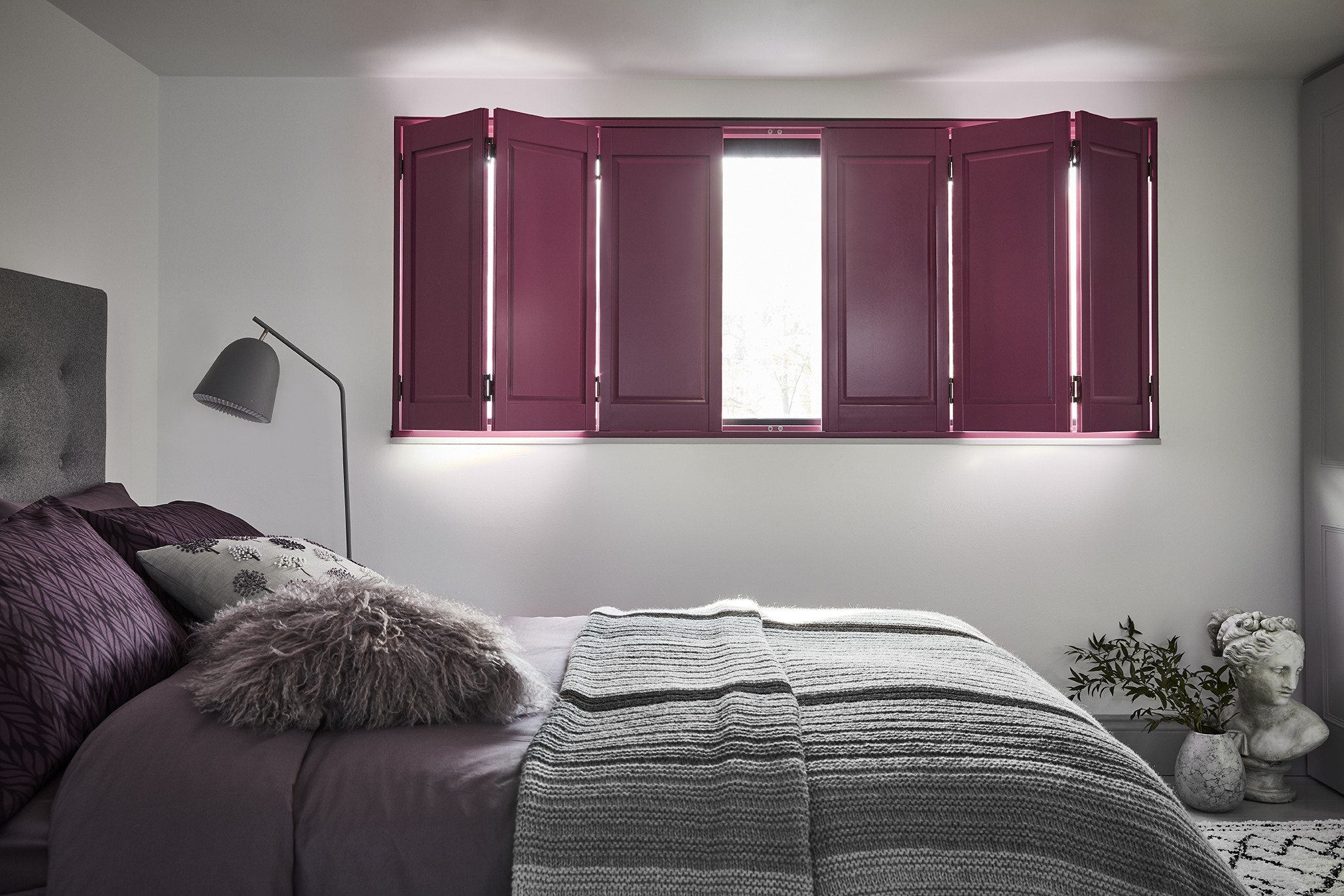 Shutterly-Fabulous-Berry-Bedroom-(3)-kraken.jpg